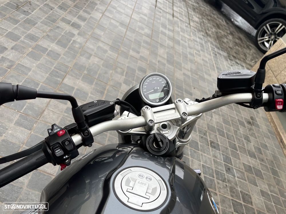 BMW R 12 nineT Pure - 11