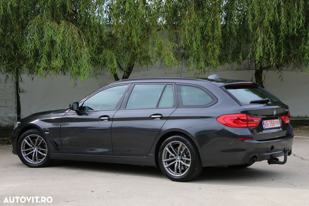 BMW Seria 5 520d Touring Aut. Sport Line - 17