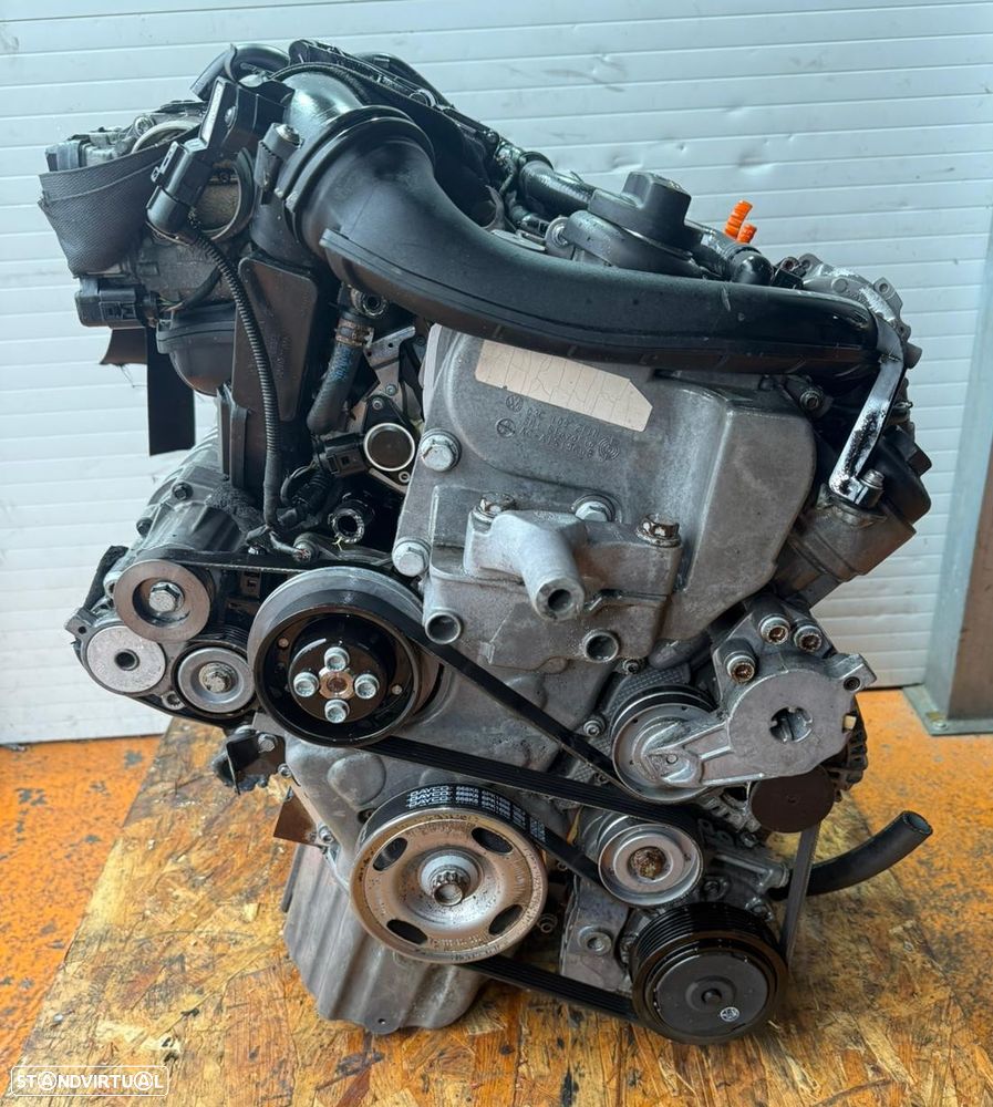 Motor VW GOLF V 1.4 FSI Ref: BLG - 5