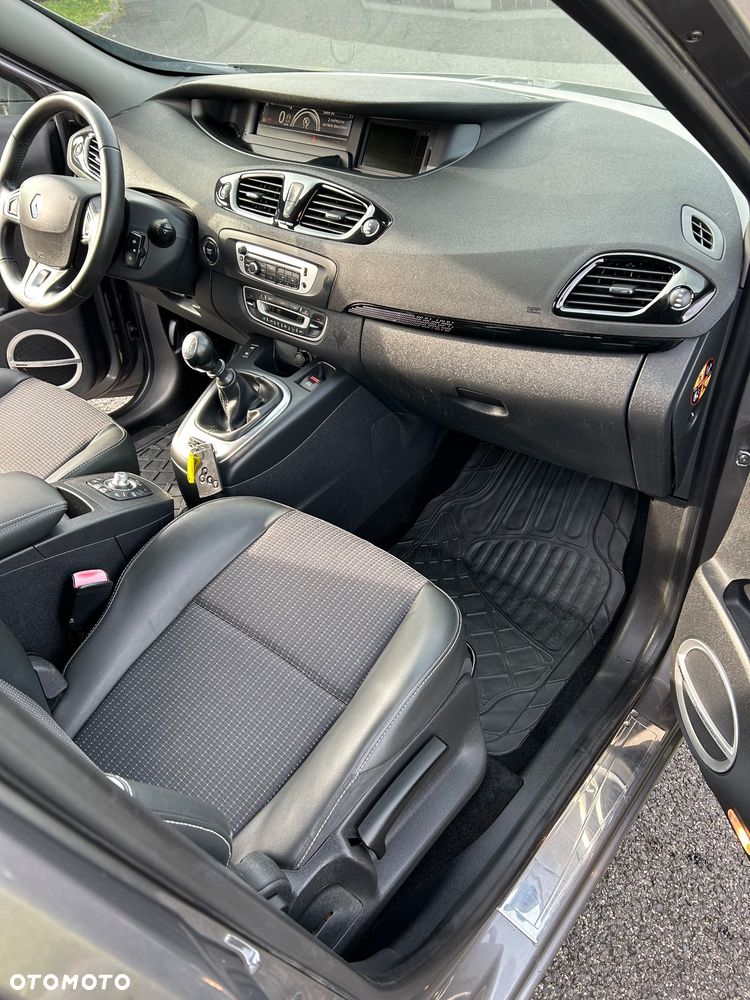 Renault Scenic - 9