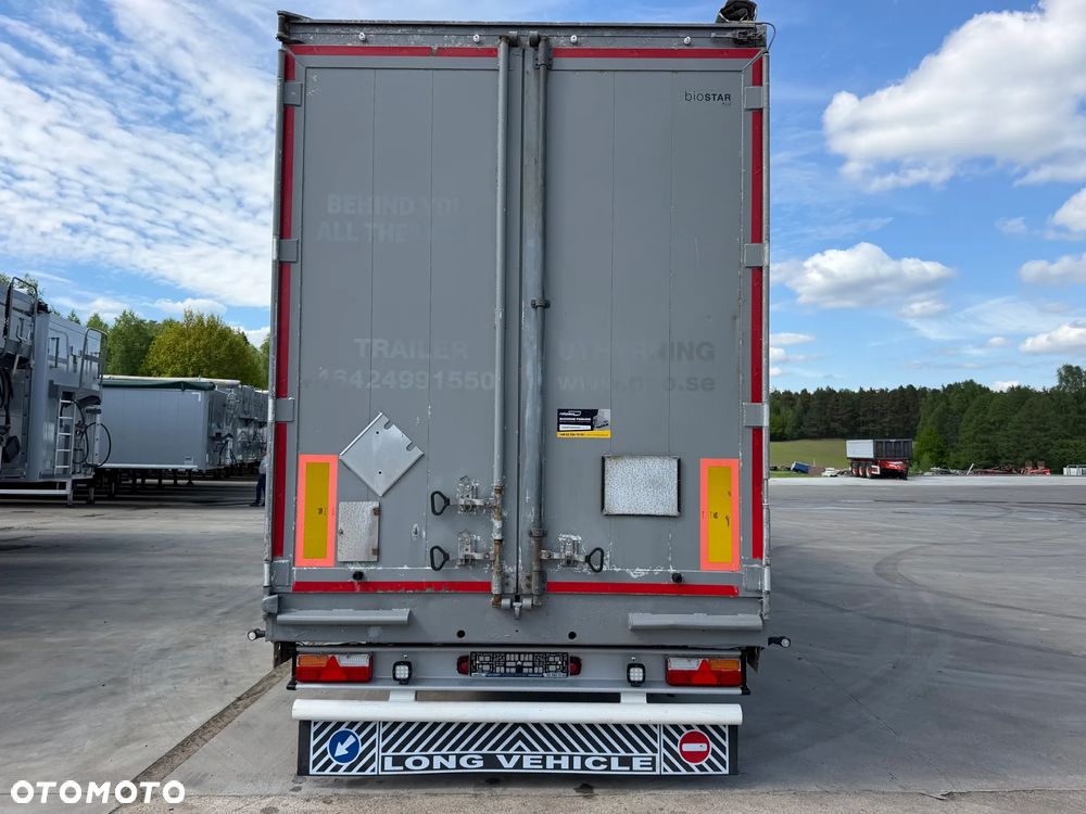 Stas Ruchoma podłoga 94m3 Podłoga 10 mm 2017 rok - 3