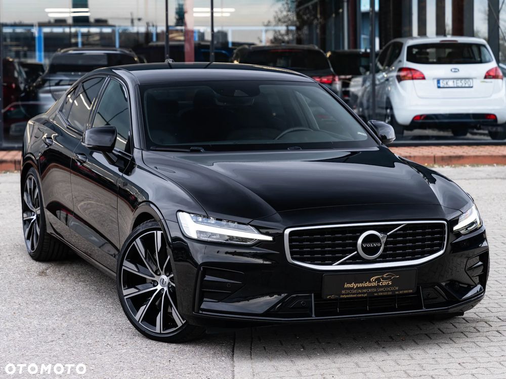Volvo S60 T5 R-Design - 3