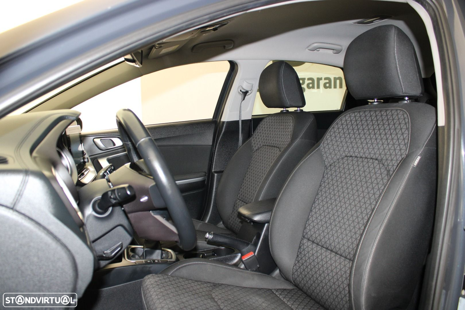 Kia Ceed 1.0 T-GDI Drive - 23