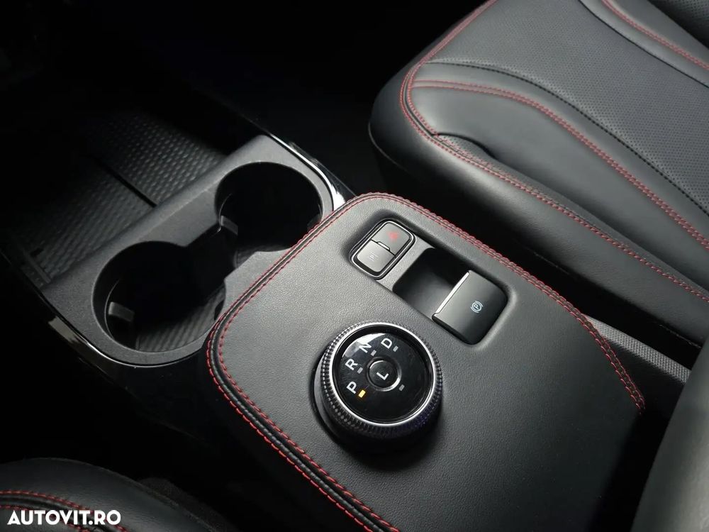 Ford Mustang Mach-E AWD PREMIUM - 30