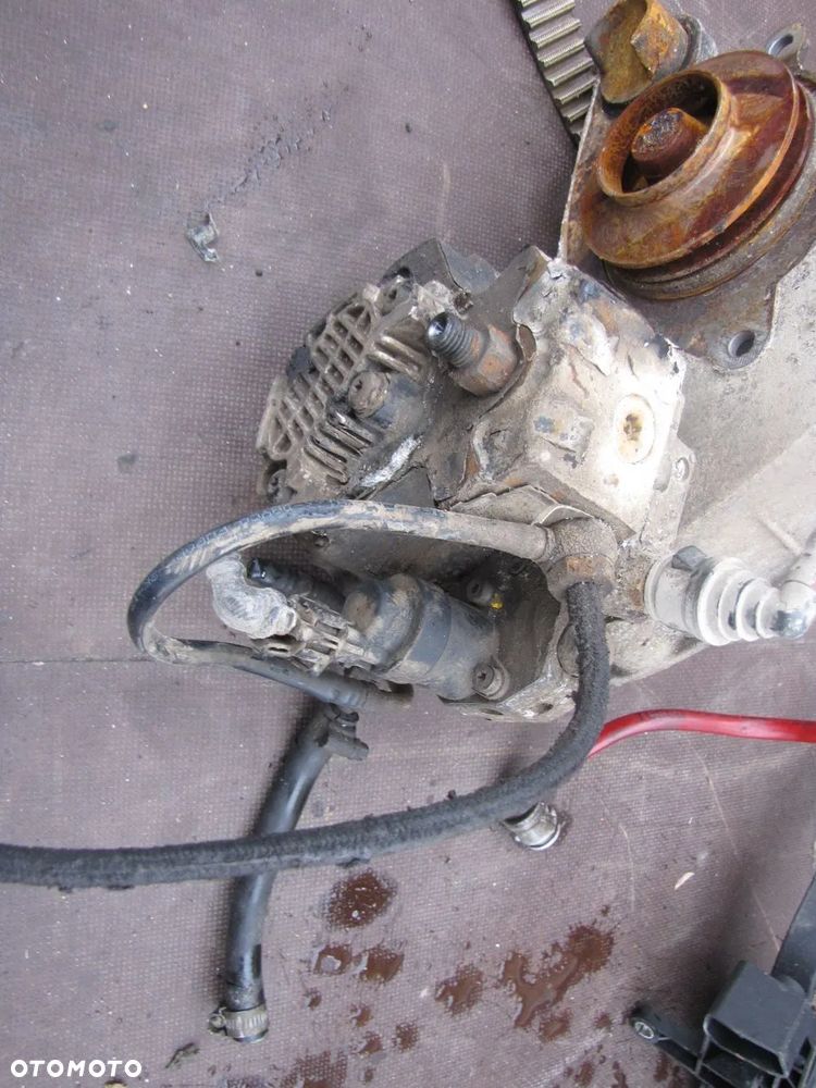 Iveco daily III 99-06r 35s12 35s17 2,3 3,0 drzwi wał resory elektryka zwrotnice pompa wysokiego ciśnienia elementy wnętrza skrzynka bezpieczników i inne części - 19