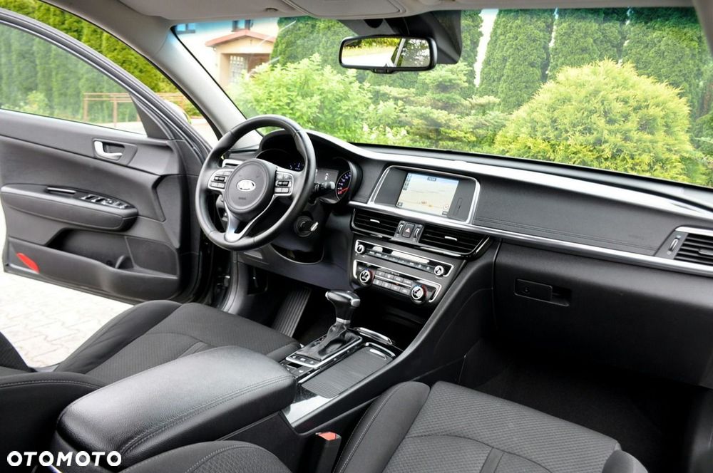 Kia Optima - 24