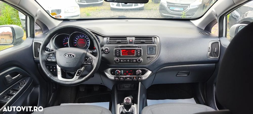 Kia Rio 1.4 CRDI Platinum Edition - 8