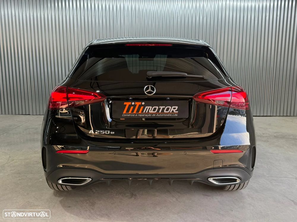 Mercedes-Benz A 250 e AMG Line - 5