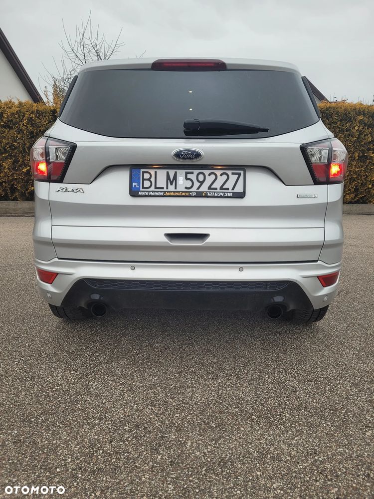 Ford Kuga - 12