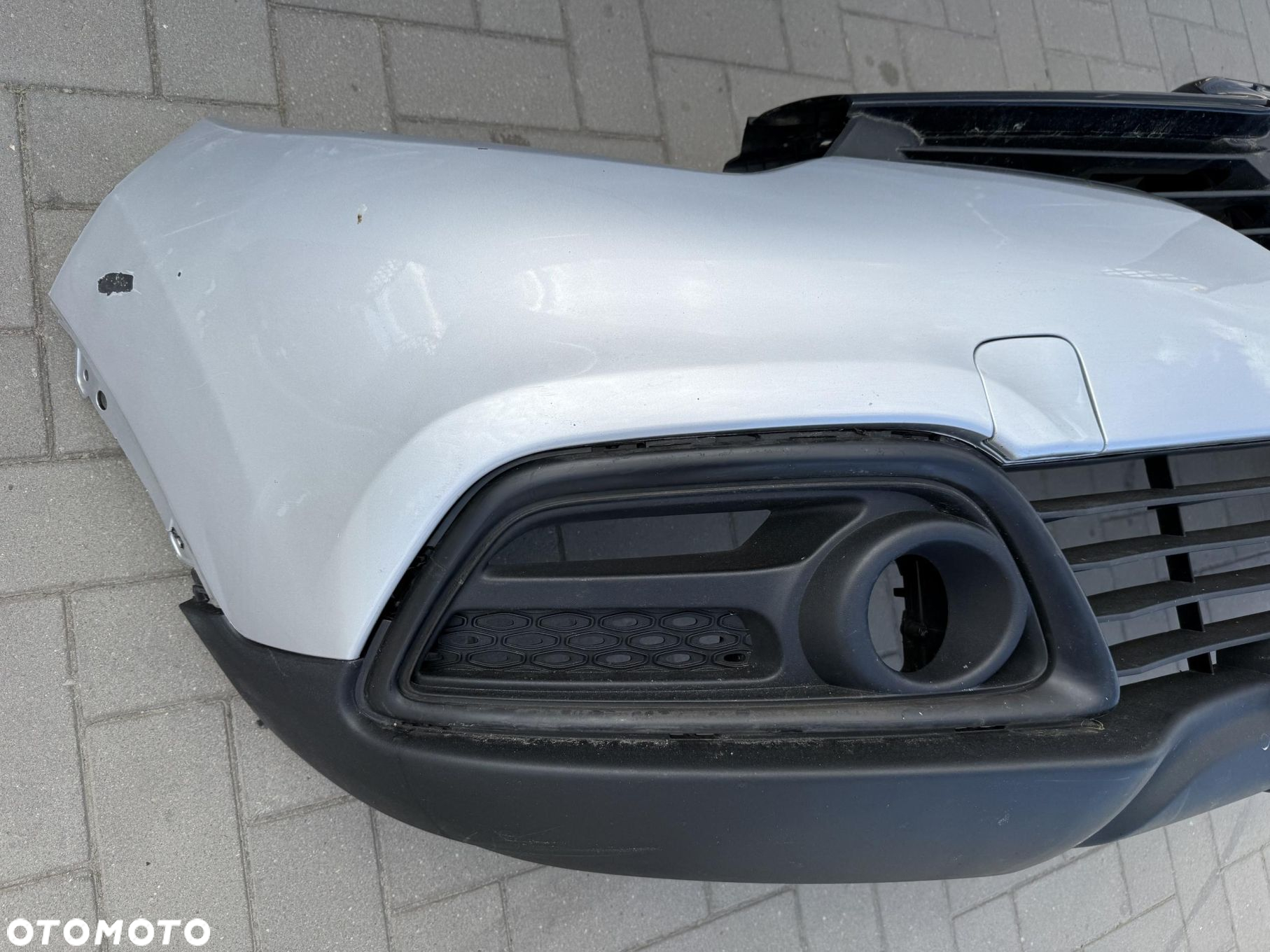 RENAULT CAPTUR I ZDERZAK PRZEDNI PRZÓD 620842933R - 2