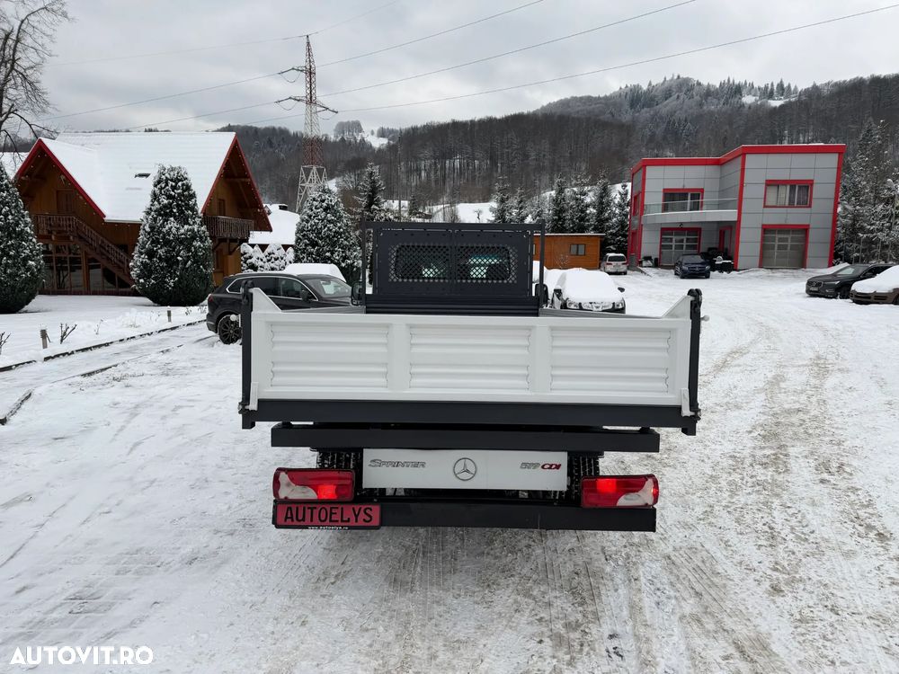 Mercedes-Benz SPRINTER 519 - 9