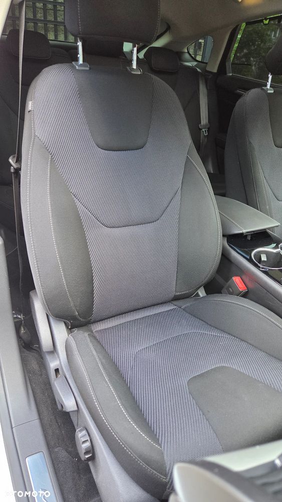 Ford Mondeo 2.0 TDCi STart-Stopp Titanium - 31