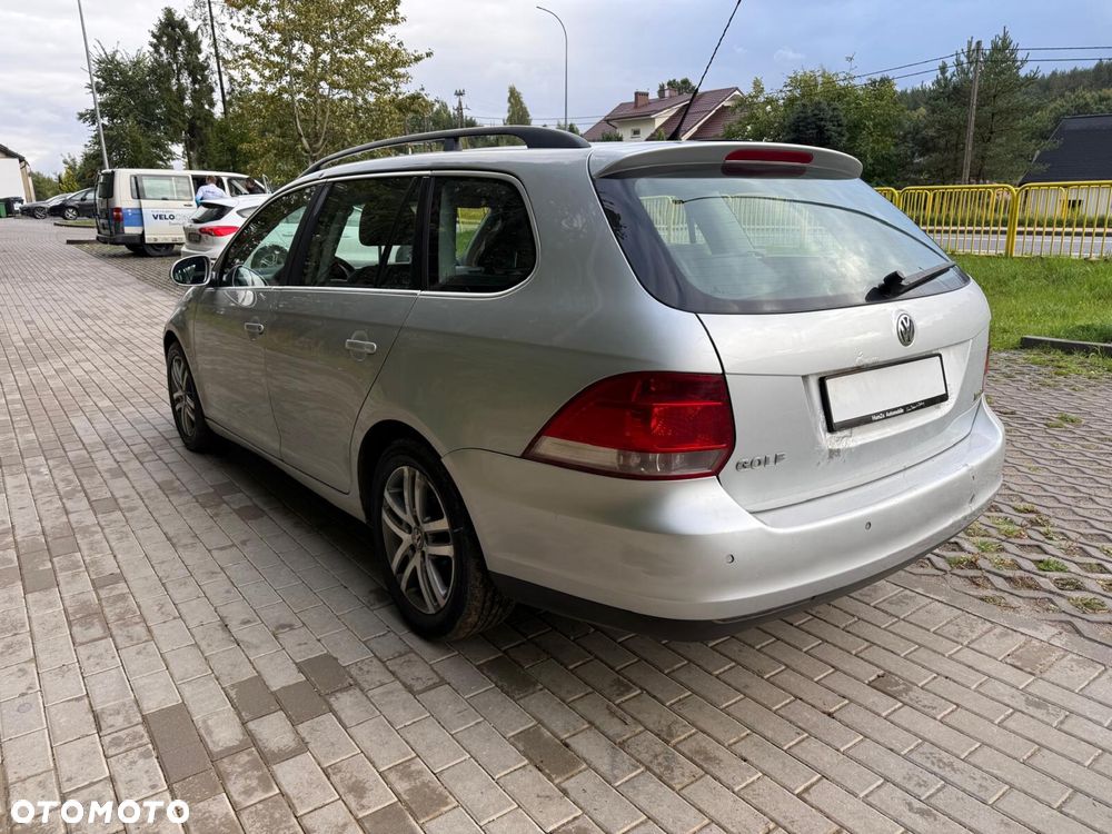 Volkswagen Golf - 3