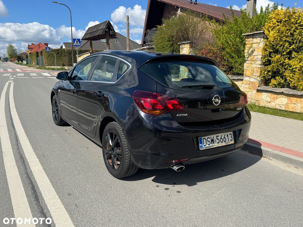 Opel Astra 1.4 Turbo - 5
