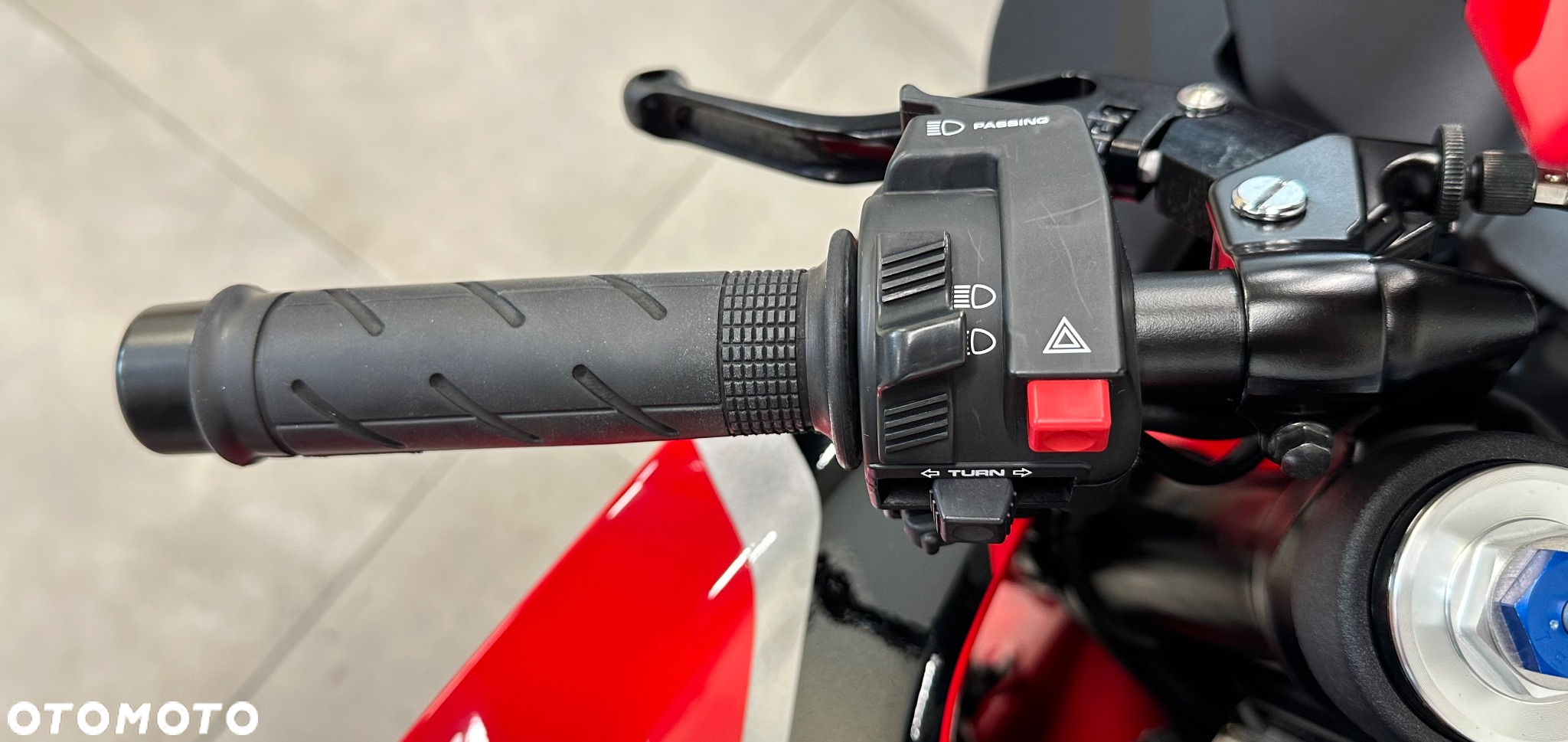 Honda CBR - 8