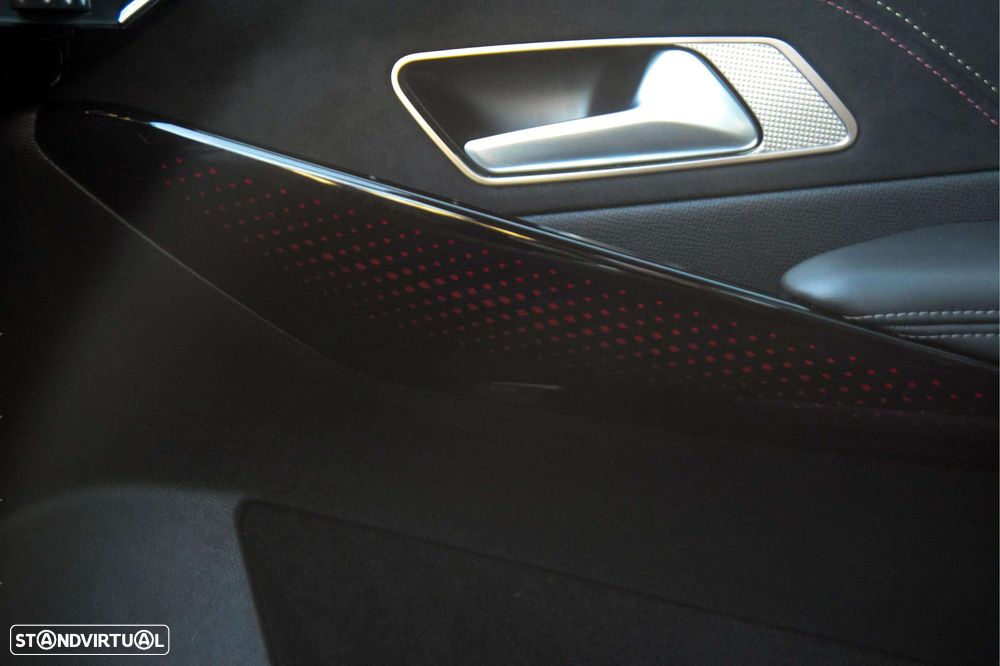 DS DS7 Crossback E-Tense Performance Line+ EAT8 - 21