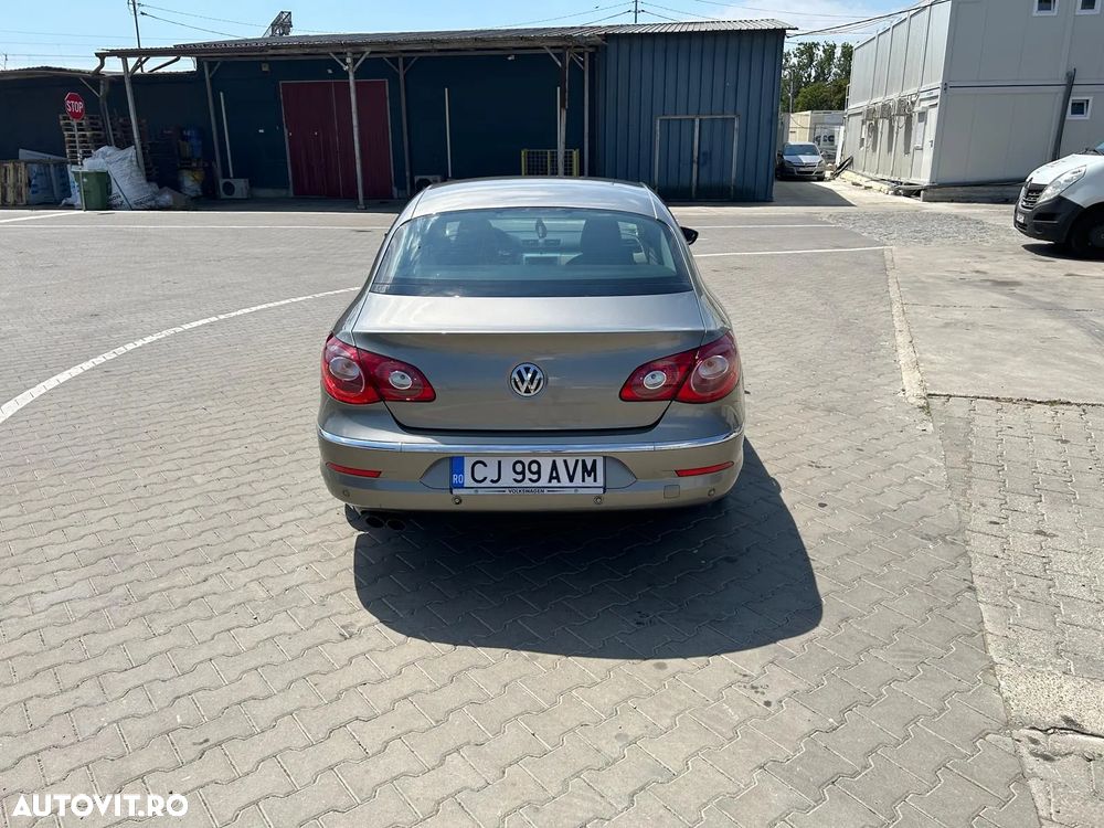 Volkswagen Passat - 9