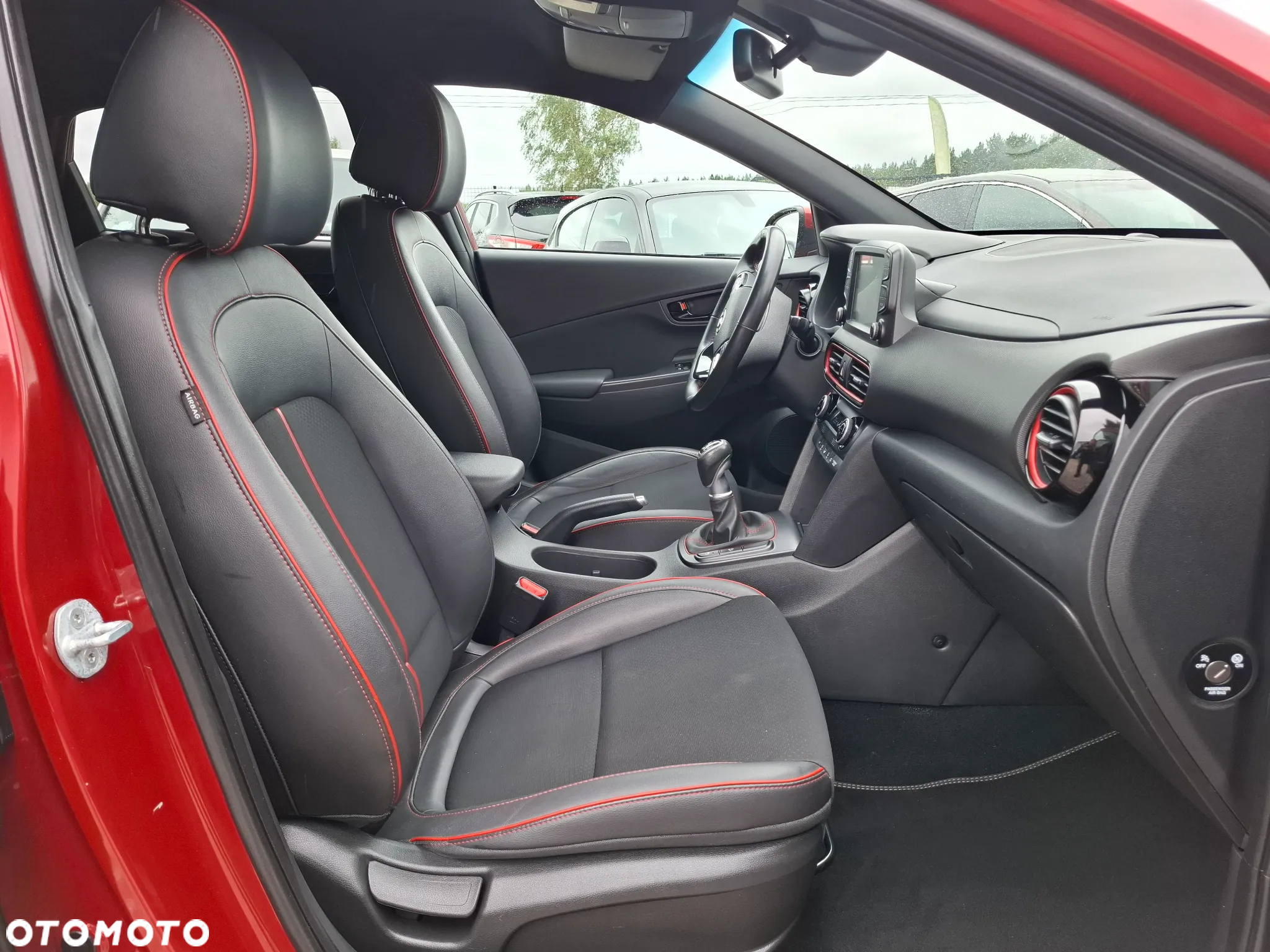 Hyundai Kona - 15