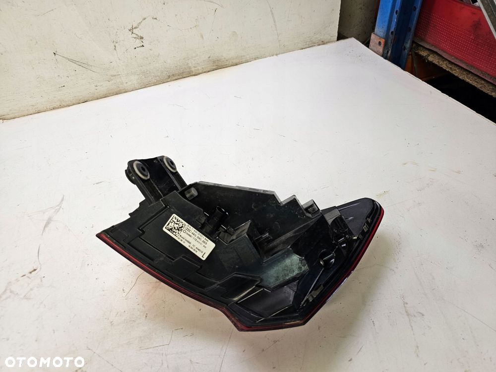 LAMPA LEWY TYŁ BŁOTNIK AUDI A6 C8 4K5945069 - 7