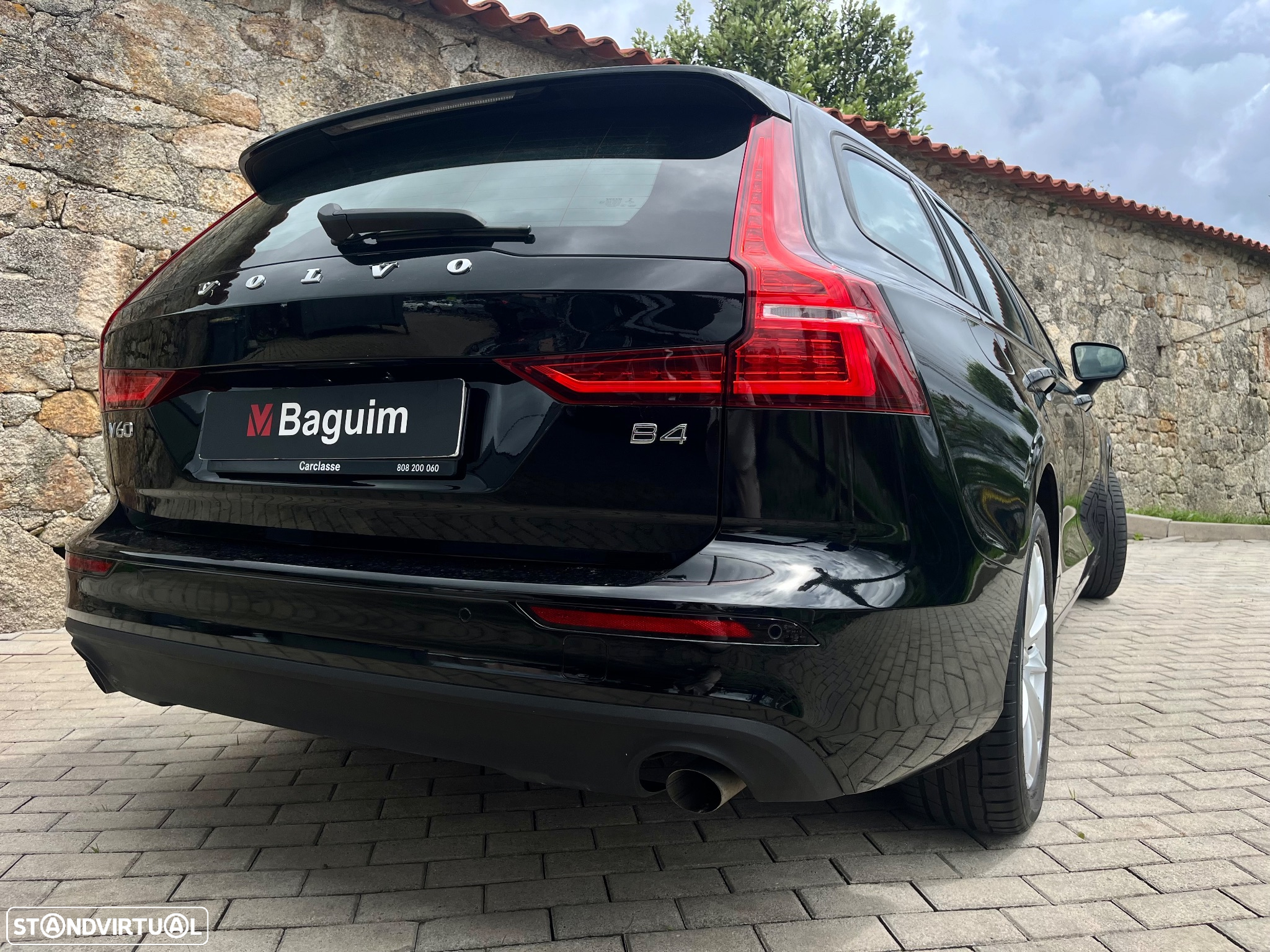 Volvo V60 2.0 B4 Momentum Geartronic - 39