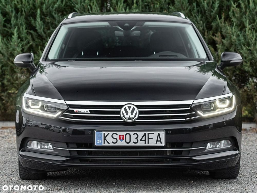 Volkswagen Passat - 4