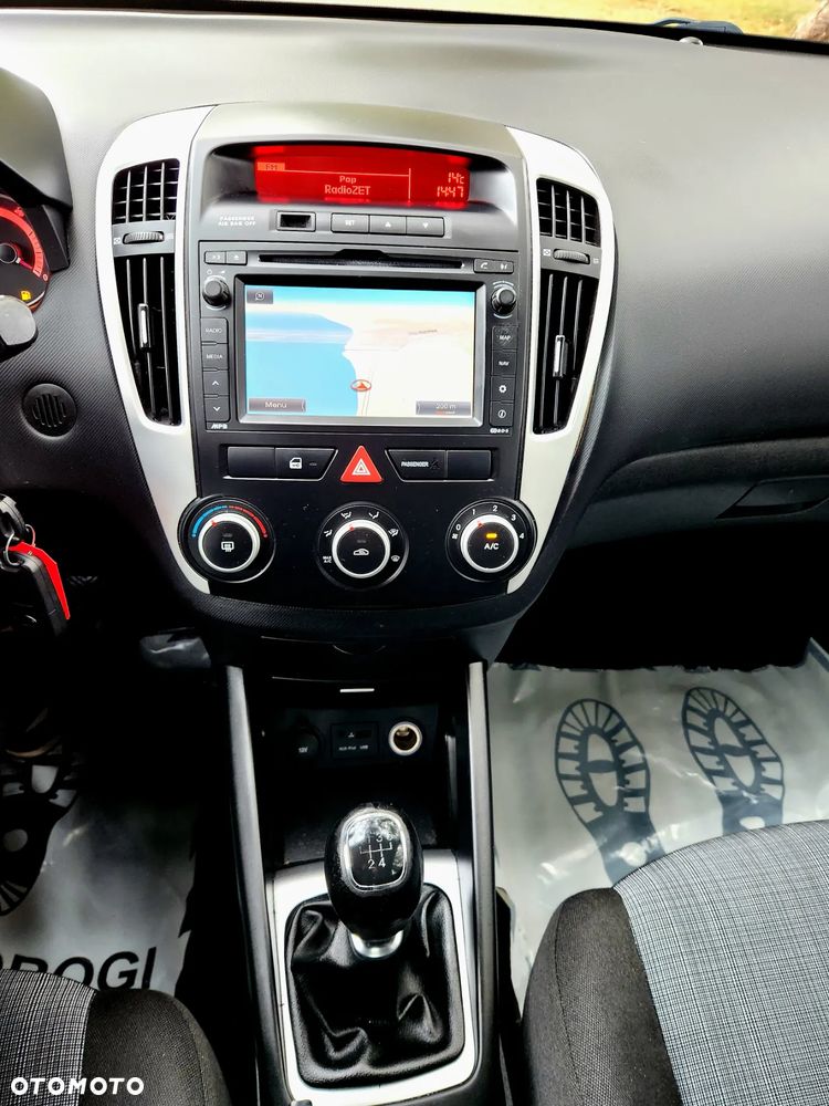 Kia Ceed Cee'd 1.4 Comfort + - 10