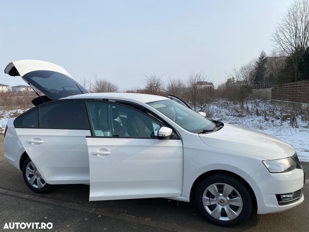 Skoda RAPID 1.0 TSI Avantaj - 27