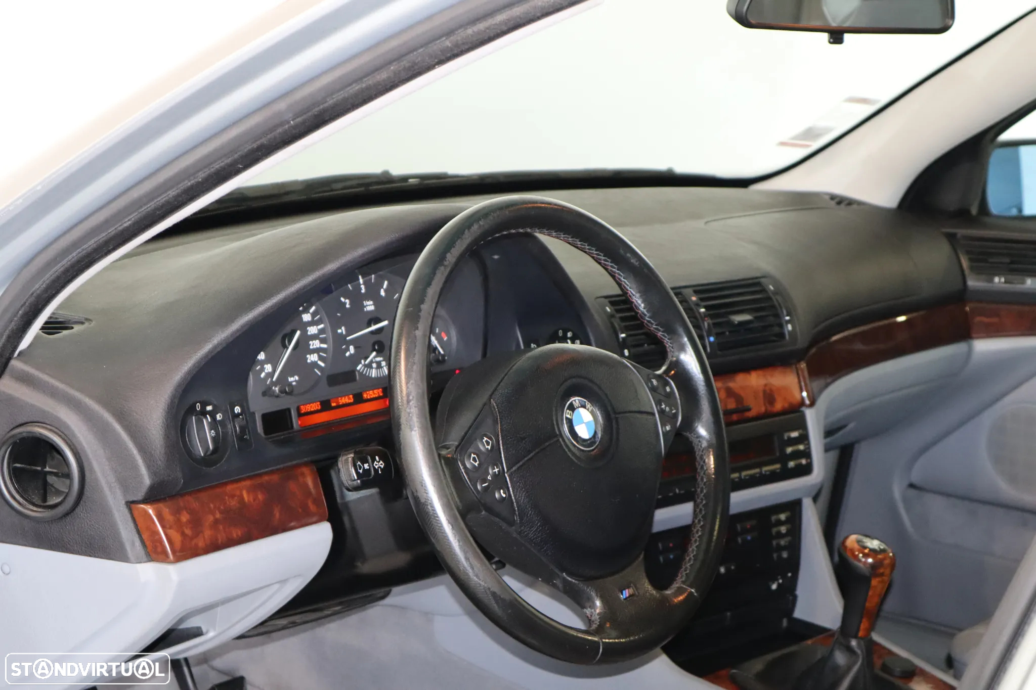 BMW 525 tds - 16