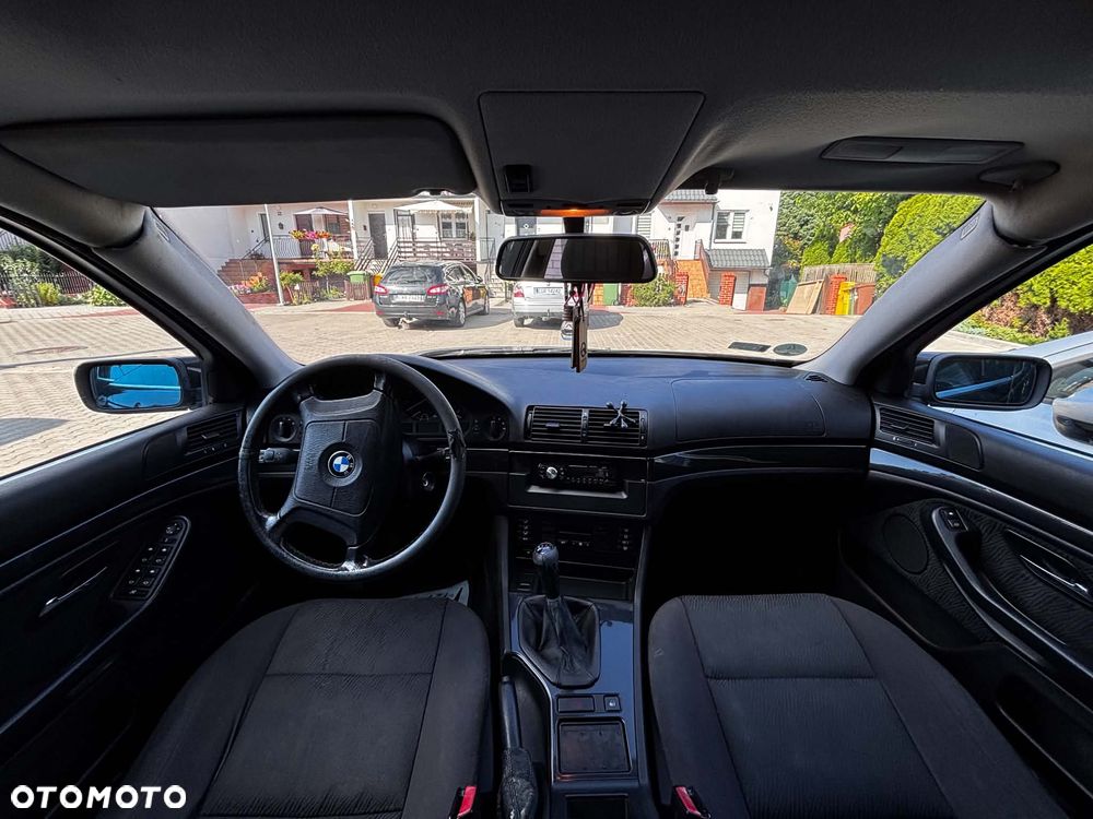 BMW Seria 5 - 10