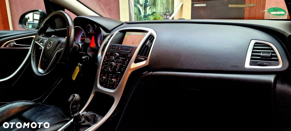 Opel Astra 1.6 Turbo Sport - 12