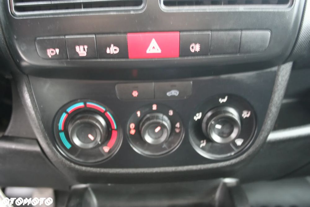 Opel Combo FV 23% Bdb. Stan techniczny i wizualny 100% Gwarancja Przebiegu na Piśmie - 9