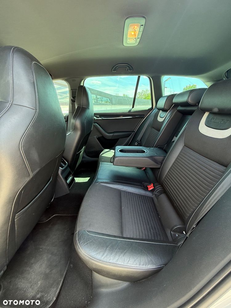 Skoda Octavia 2.0 TDI (Green tec) RS - 14