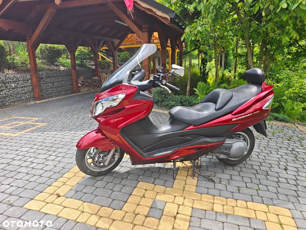 Suzuki Burgman - 5