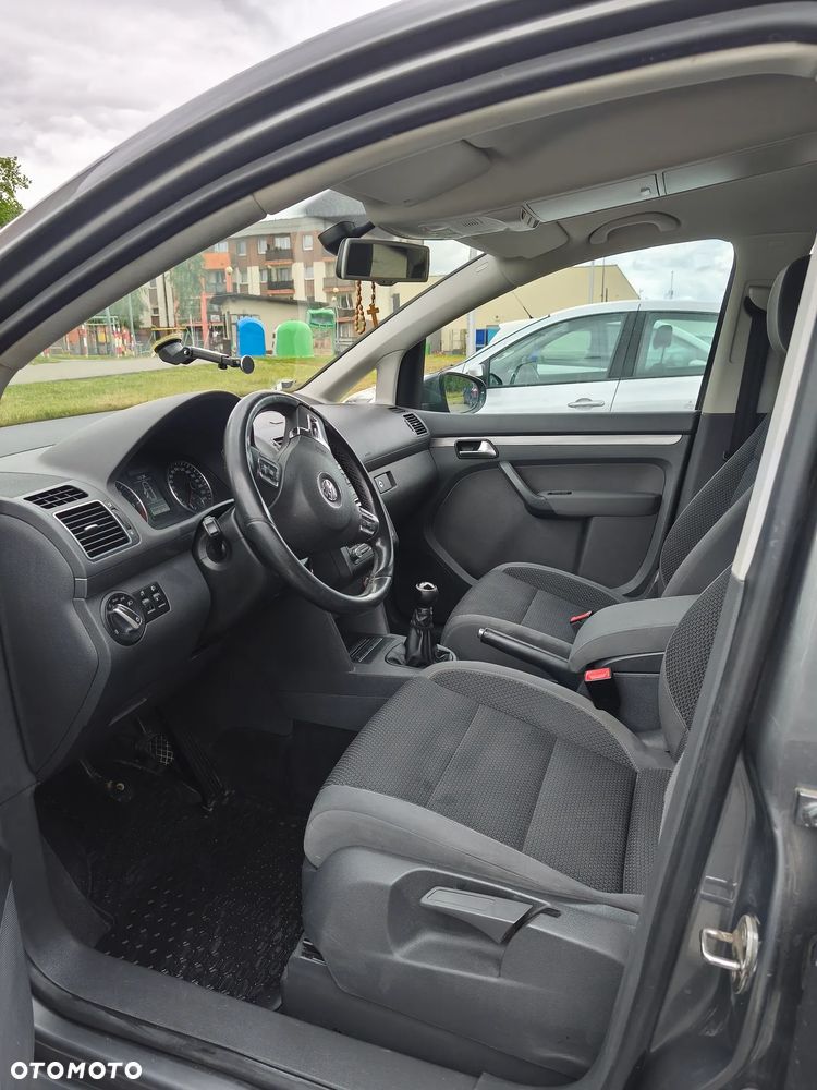 Volkswagen Touran 1.6 TDI DPF Trendline Perfectline - 6