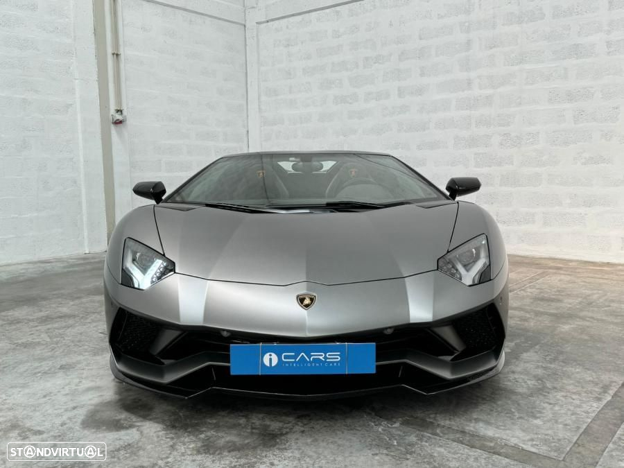 Lamborghini Aventador S - 4