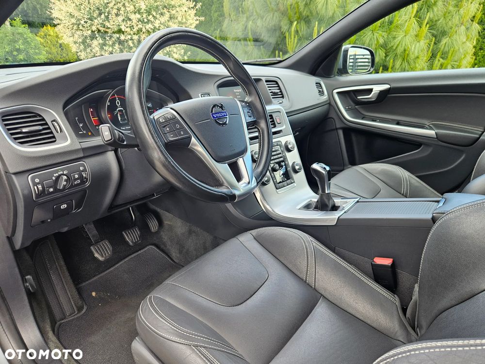 Volvo V60 - 16