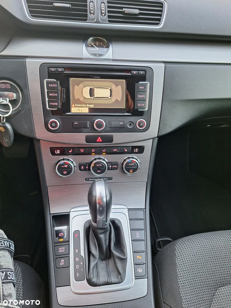 Volkswagen Passat 1.4 TSI BMT Highline DSG - 16