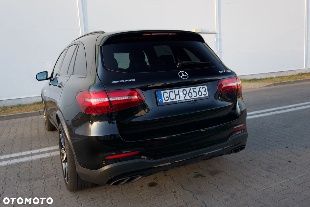 Mercedes-Benz GLC - 13