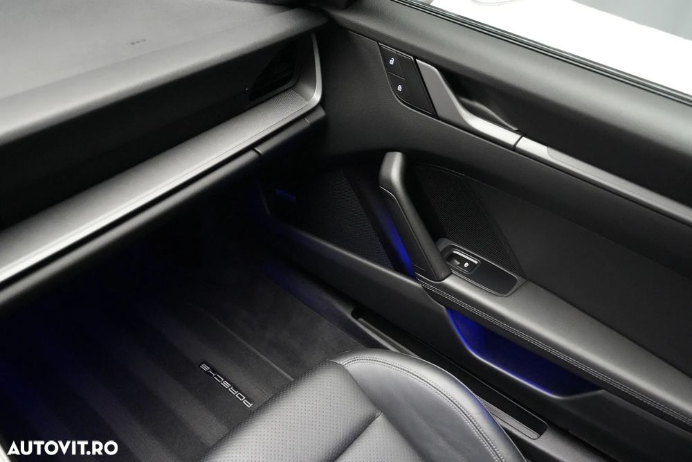 Porsche 911 Carrera PDK - 18