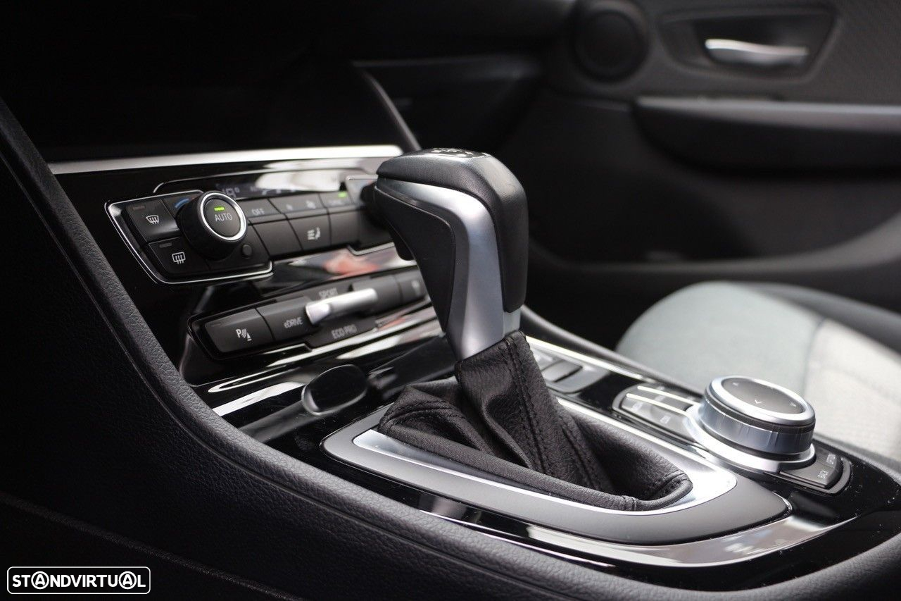 BMW 225xe Active Tourer Advantage - 23