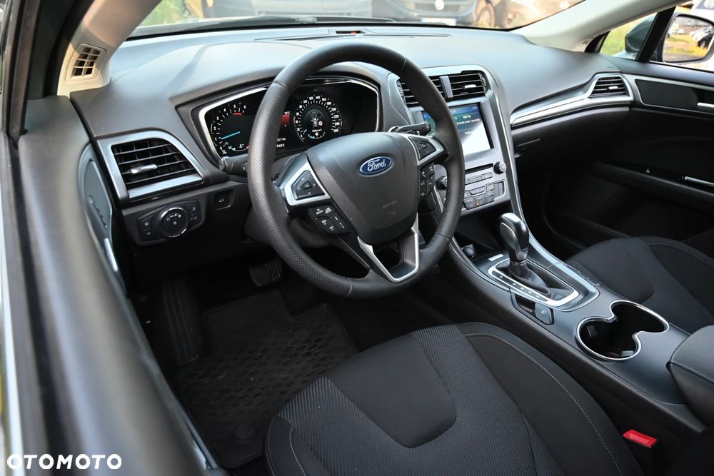 Ford Mondeo - 27