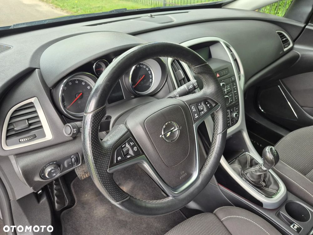 Opel Astra 1.4 Turbo ecoFLEX Start/Stop - 29