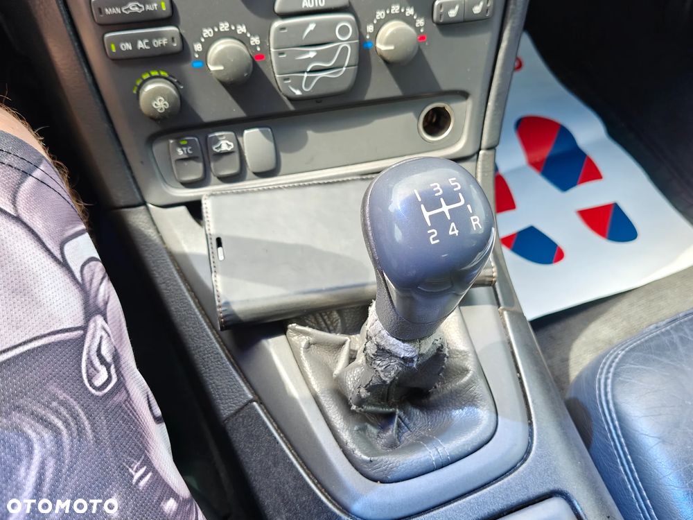 Volvo S80 2.4 Momentum - 24