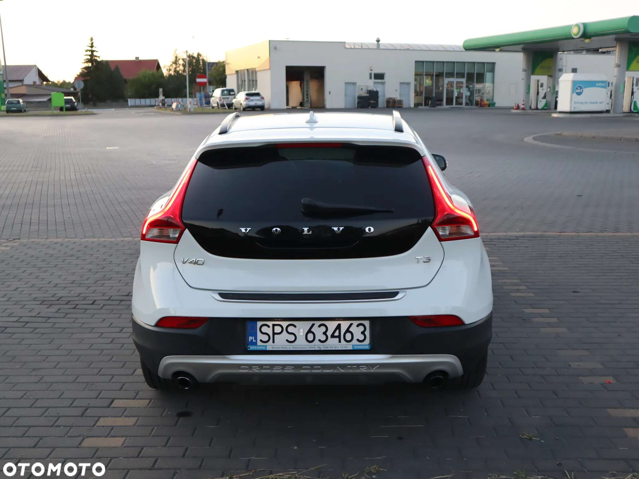 Volvo V40 Cross Country T3 Drive-E Kinetic - 10