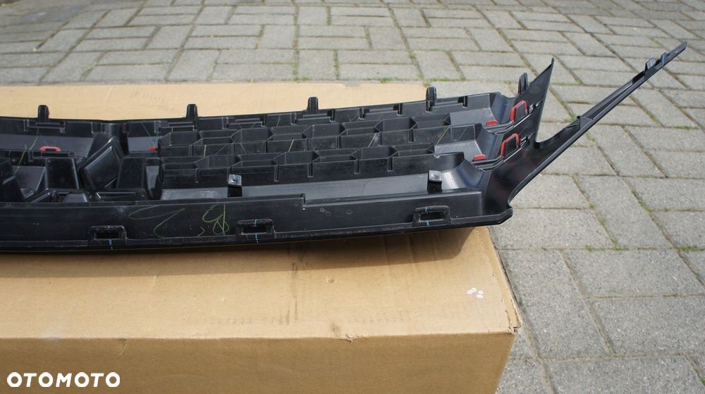 ATRAPA PRZEDNIA GRILL MITSUBISHI SPACE STAR II LIFT - 7
