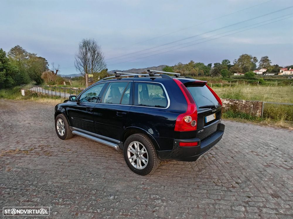 Volvo XC 90 2.4 D5 7L Nivel 3 Auto. - 23