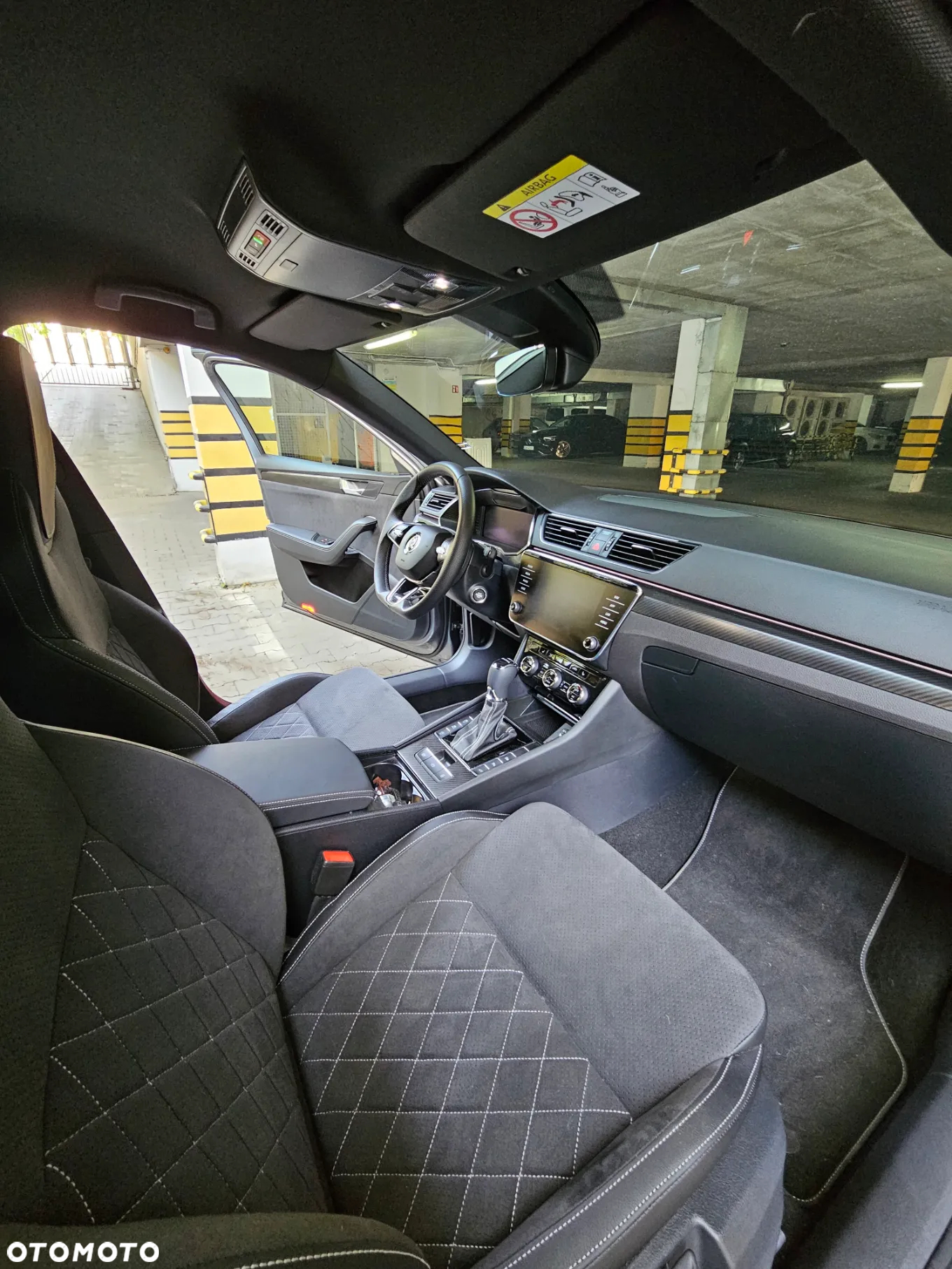 Skoda Superb 2.0 TSI Sportline DSG - 21