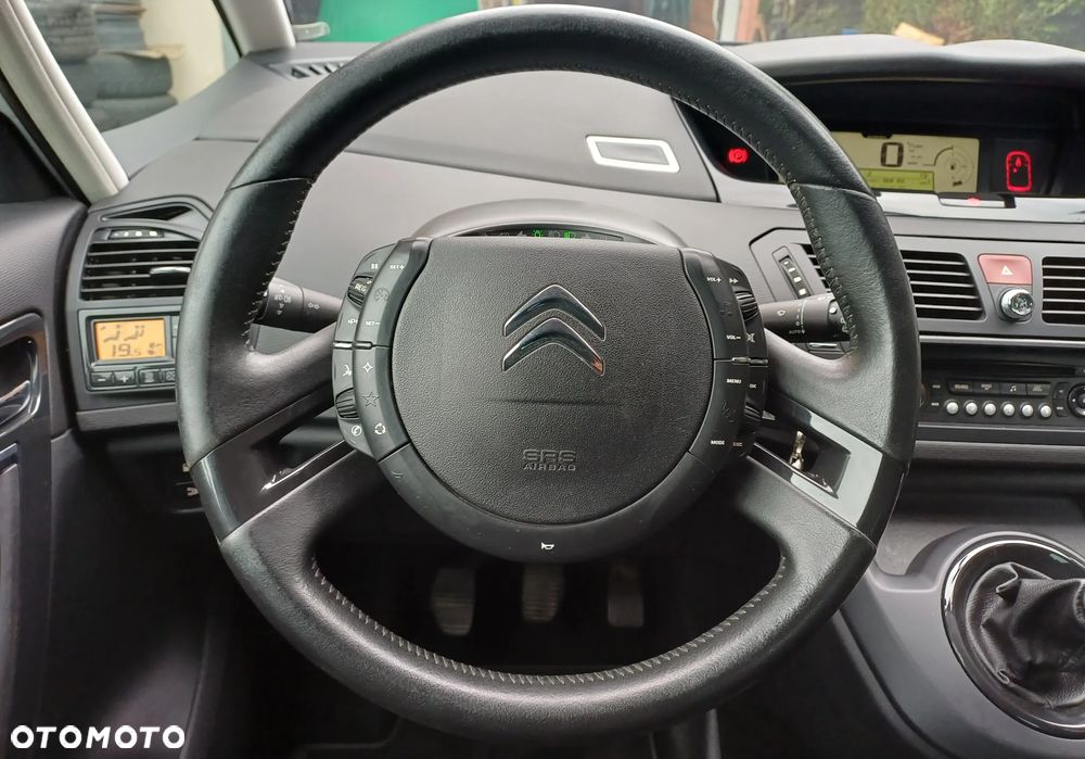 Citroën C4 Picasso - 14