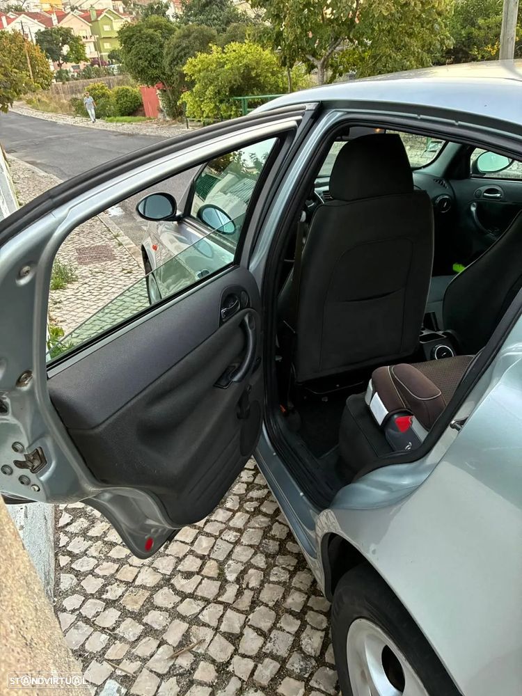 Alfa Romeo 145 1.4 TS 16V - 9