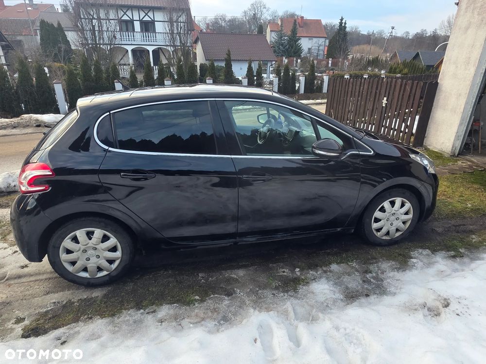 Peugeot 208 1.2 PureTech Allure - 3